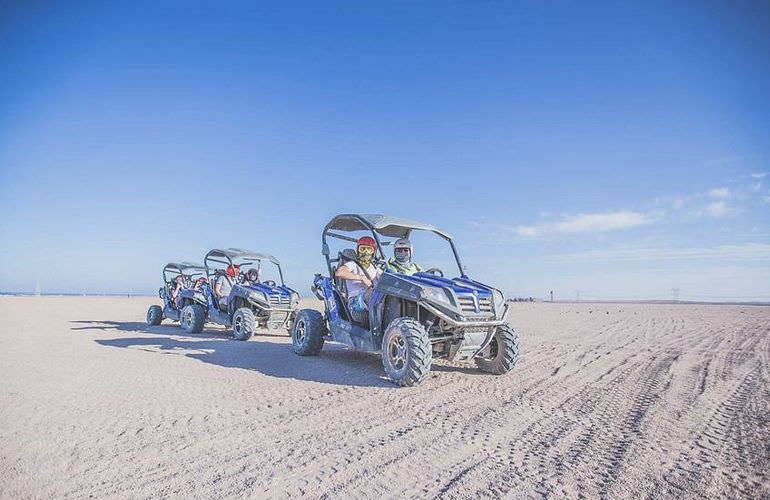 Private Buggy Tour in El Gouna am Morgen mit Kamelreiten