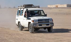 Jeep Safari ab El Gouna mit Kamelreiten & BBQ Abendessen