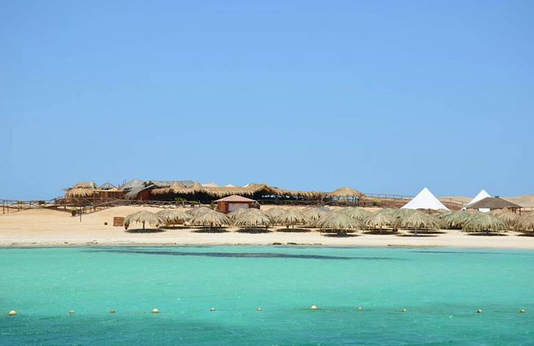 Ausflug von El Gouna zur Paradies Insel mit dem Boot 