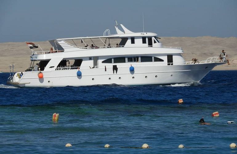 Private Yachten chartern mit Insel-Ausflug von El Gouna aus